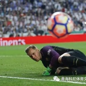  特尔施特根零封领沃尔夫斯堡登顶  