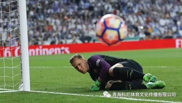  特尔施特根零封领沃尔夫斯堡登顶  